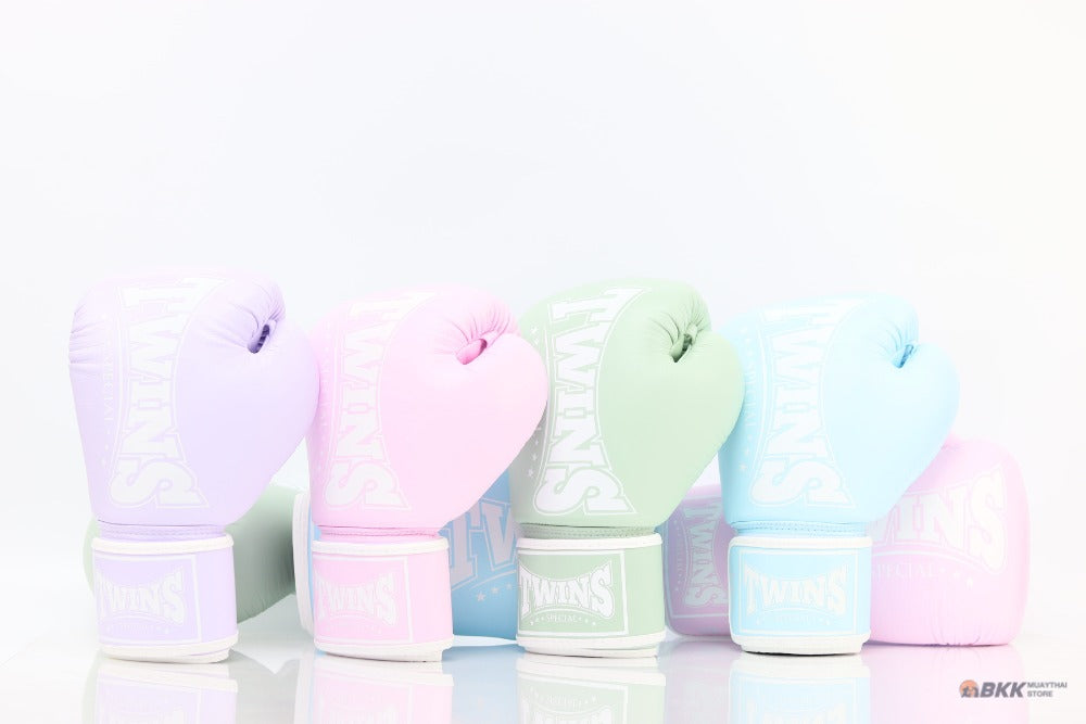 Twins Special [BGVL-4] Boxing Gloves — product photo 2