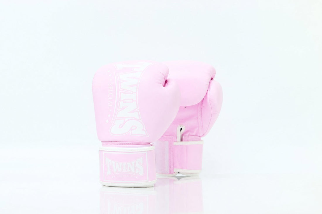 Twins Special [BGVL-4] Boxing Gloves — product photo 3