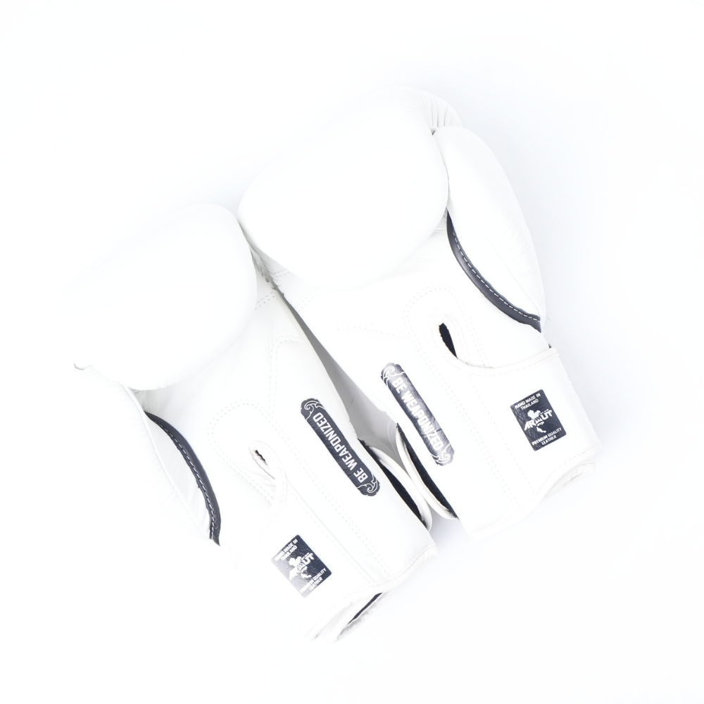 ARWUT BG5 The Ascent white Muay Thai boxing gloves in genuine leather with high-density foam padding and ergonomic fist shape, pair on a white background