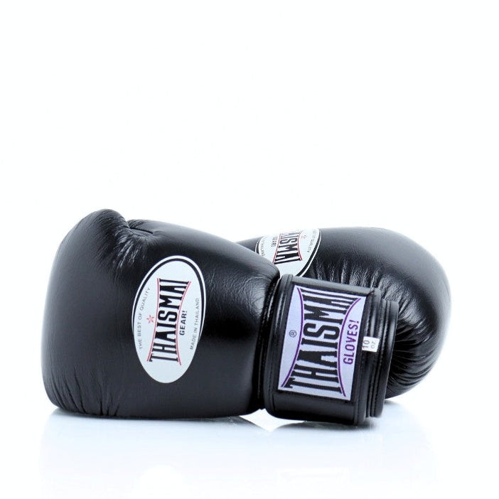 THAISMAI BG124 Muay Thai boxing gloves in black leather with reinforced multi-layer padding, secure hook-and-loop wrist closure and Thaismai branding on a white background