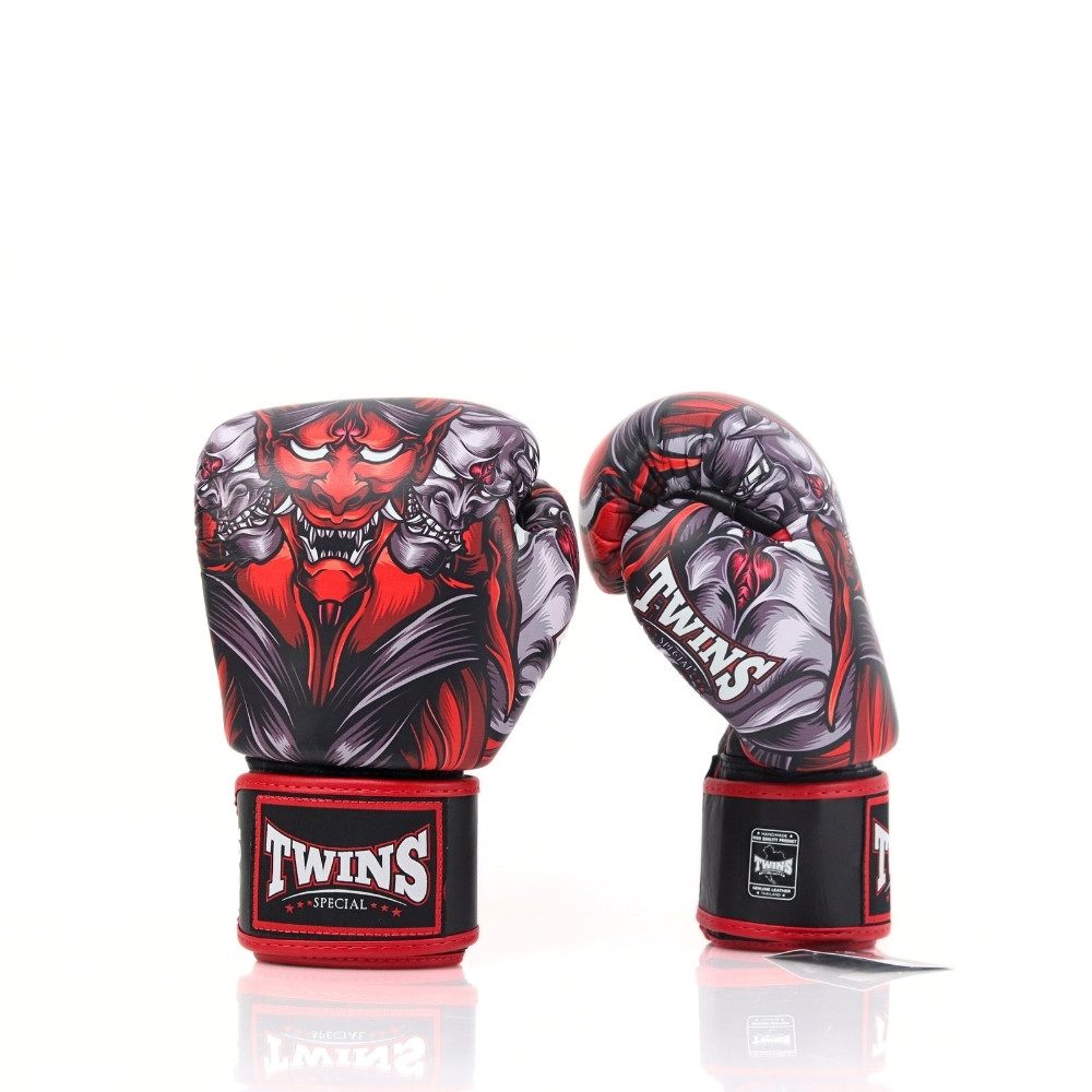 Twins Special [FBGVL3-58] ''Kabuki'' Boxing Gloves — product photo 2