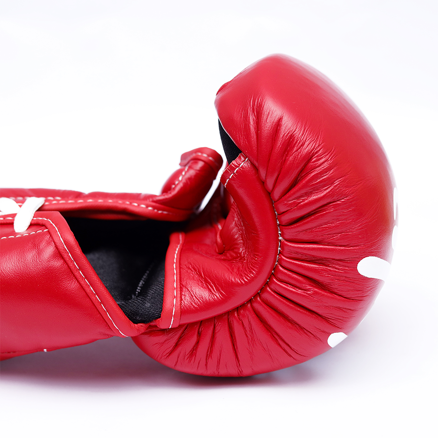 Yibuko lace-up mma glove classic red lace-up MMA gloves – view 3