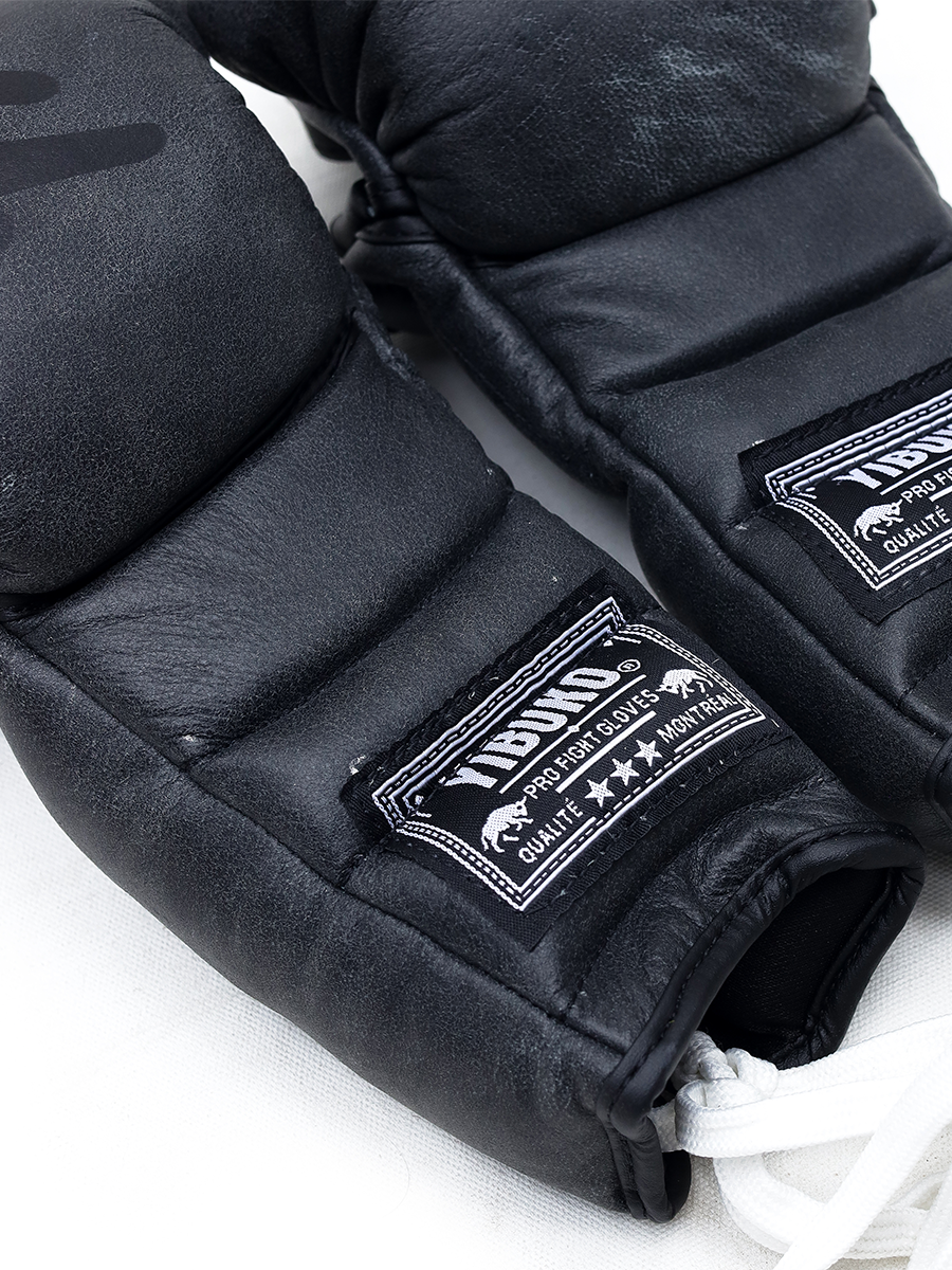 Yibuko lace-up mma glove vintage black lace-up MMA gloves – view 2